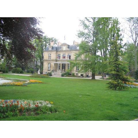 Chambre confortable/Proche paris