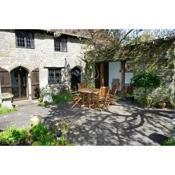 Character 2 double bedroom cottage in Shaftesbury