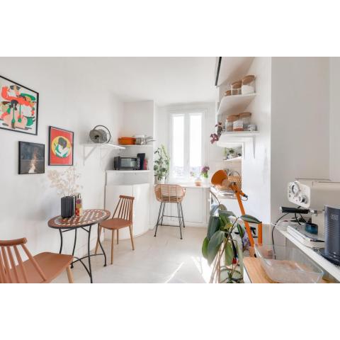 Charming studio for 2 people - Paris 20