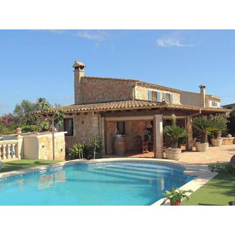 Charming villa with private pool near Algaida