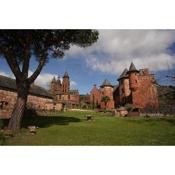 Château de Vassinhac chambres d'hôtes Collonges la rouge