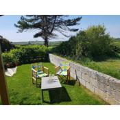Cheerful family home St Merryn 4 beds & garden