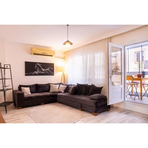 Chic and Convenient Flat in Izmir