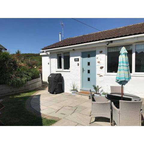 ChloBo Cottage near Watergate Bay, by the sea