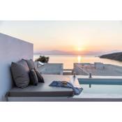 Citadela Paros Molos - Beachfront Maisonette with Plunge Pool