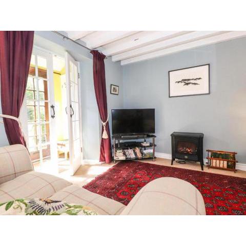 Clover Cottage - Delightful 1-bed cottage in the heart of Ambleside