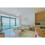 Coastal Beach Vista 2BR with Full Palm View