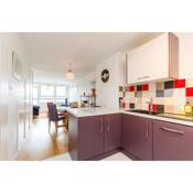 Colourful & Bright 2 Double Bedroom Flat Islington