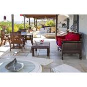 Comfortable Triplex 5 Min to the Beach with Garden in Bodrum