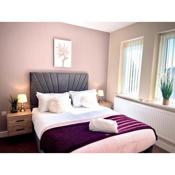 Comfy Casa - Syster Properties Serviced Accommodation Leicester Families, Work, Groups - Sleeps 13