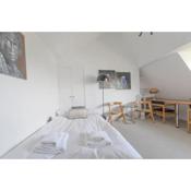 Compact & Light Studio Flat - Ladbroke Grove