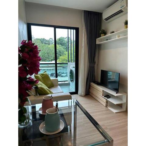 Condo for rent near Airport