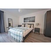 Contemporary Studio Apartment - Modern and Spacious - Ashford Central