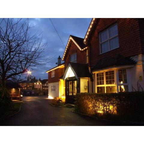 Corner House Hotel Gatwick with Holiday Parking