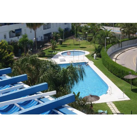 Costa Ballena Cómodo Bajo con Piscina, Patio y 3 Dormitorios Parking free