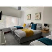 Cosy 2 Bed Flat 1 in Swansea - Home away from Home