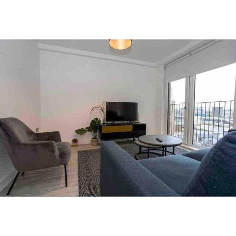 Cosy 2Bed penthouse,Salford, MCR