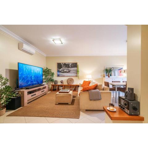 Cosy and Spacious 2Bed & 2Bath Boulevard Victoria