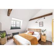 Cosy Loft Apartment - minutes from Angel Tube St.