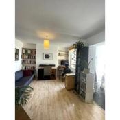 Cosy & Radiant 2BD Flat - Walworth!