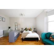 Cosy studio flat moments from the beach, Kemptown