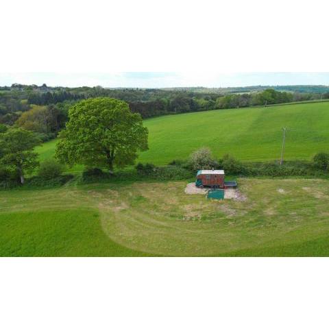 Cosy Vintage Bedford Stay With Views Over Ardingly Reservoir