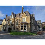 Cotswold Lodge Hotel