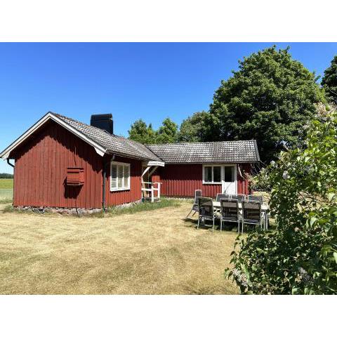 Cottage on the Dalboslatten near Lake Vanern