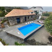 Cottage Quinze, Contemporary designed cottage with Swimming pool