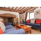 Court Cottage - cosy traditional cottage near lovely beaches