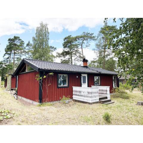 Cozy cottage by a lovely family bath at Okno