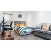 Cozy Modern Studio Apartment Near Preston City Centre- Sleeps 3