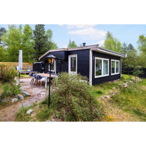 Cozy Summerhouse Close To The Beach And Forrest