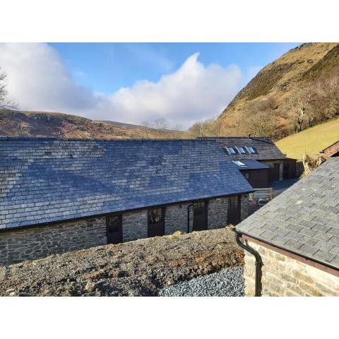 Cwm Clyd Longhouse