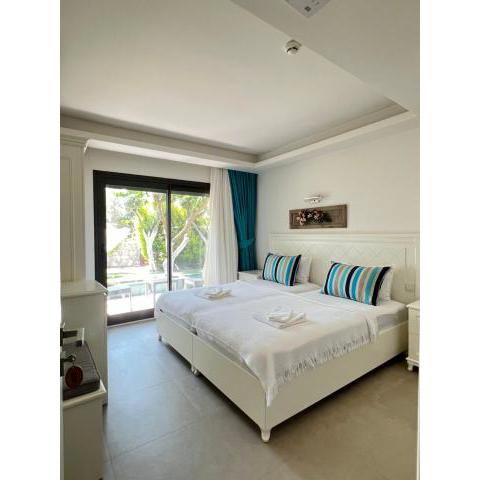 Dalyan Risus Suite