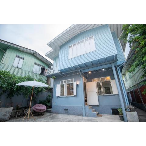 Dara Three Hostel ดาราตรี