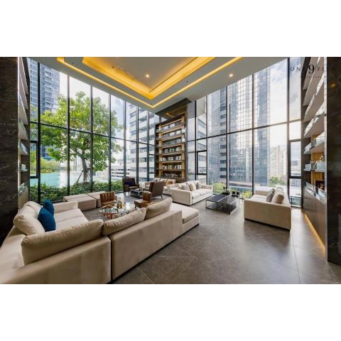 DDREAMWRLD CONDO - SKY CITY VIEW