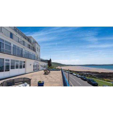 Devon Beach Court, sea views of Woolacombe