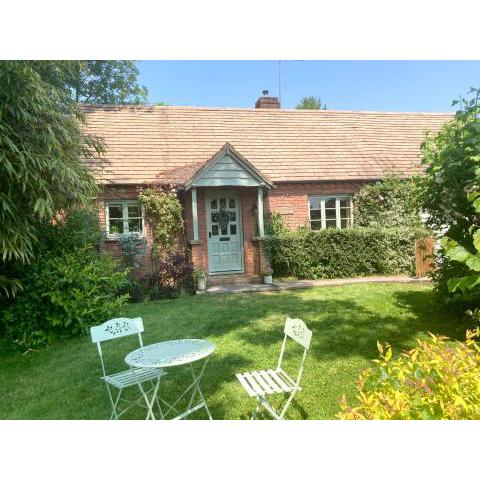 Divine, detached countryside cottage near Ludlow.