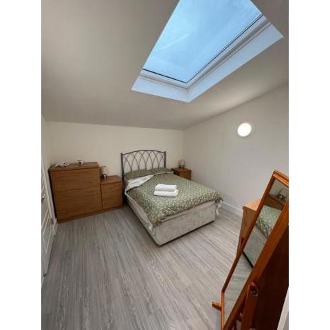 Double room with en suite brand new