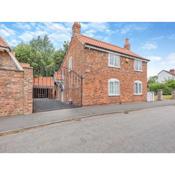 Dovedale Cottage