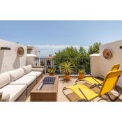 Duplex with sunny terrace located in Mijas Pueblo