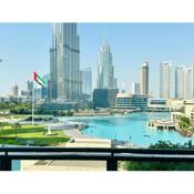 Durrani Homes - Opulent 4BR Besides Burj Khalifa & Fountain