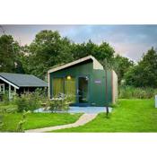 Duurzame cabin, gelegen in de natuur aan zee