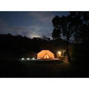 Eco Glamping. Private luxury tent in Alfambras.