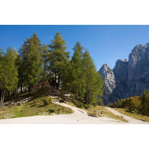 Erjavčeva mountain hut at Vršič pass