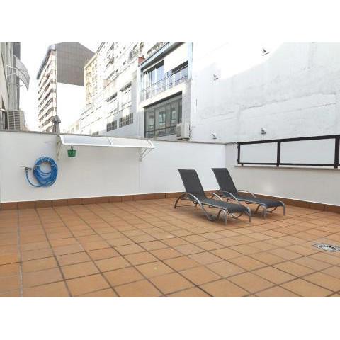 Estudio céntrico 2 con terraza y parking privado