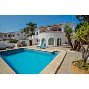 Eugeni - holiday home with private swimming pool in Benissa
