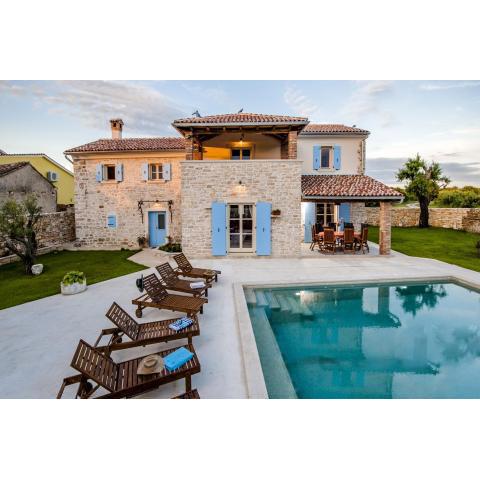 Exclusive Villa Tomani with Private Pool