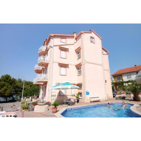 Family friendly apartments with a swimming pool Kraj, Pasman - 334